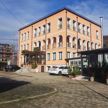 Socrate 3* ラヴェーナ・ポンテ・トレーザ