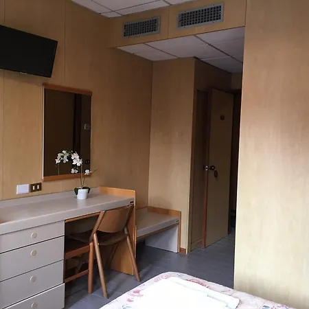 Socrate 3* ラヴェーナ・ポンテ・トレーザ