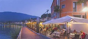 Socrate ラヴェーナ・ポンテ・トレーザ